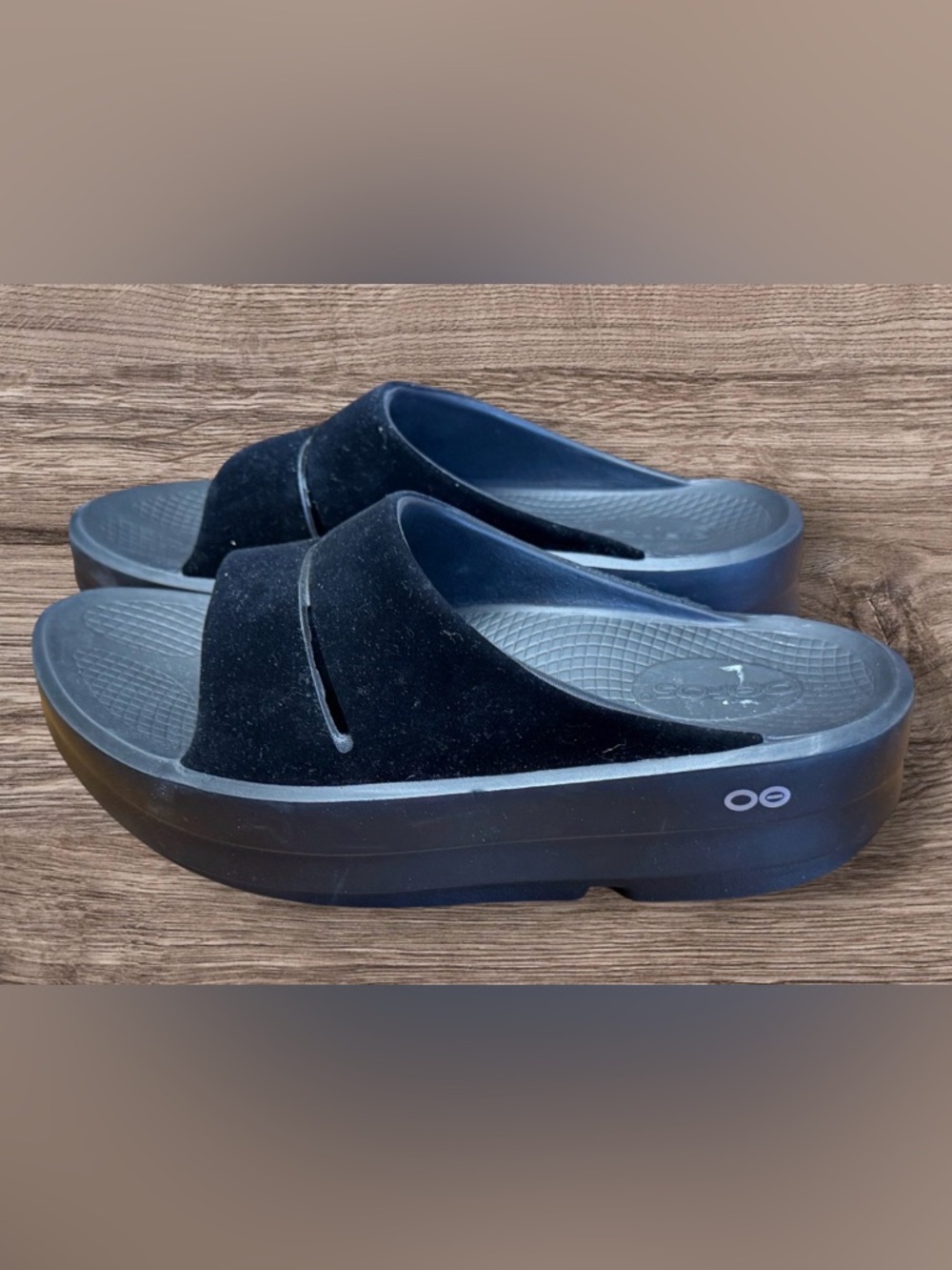 OOFOS OOmega OOahh Womens Limited Posh Black Slide size 8 style#1113